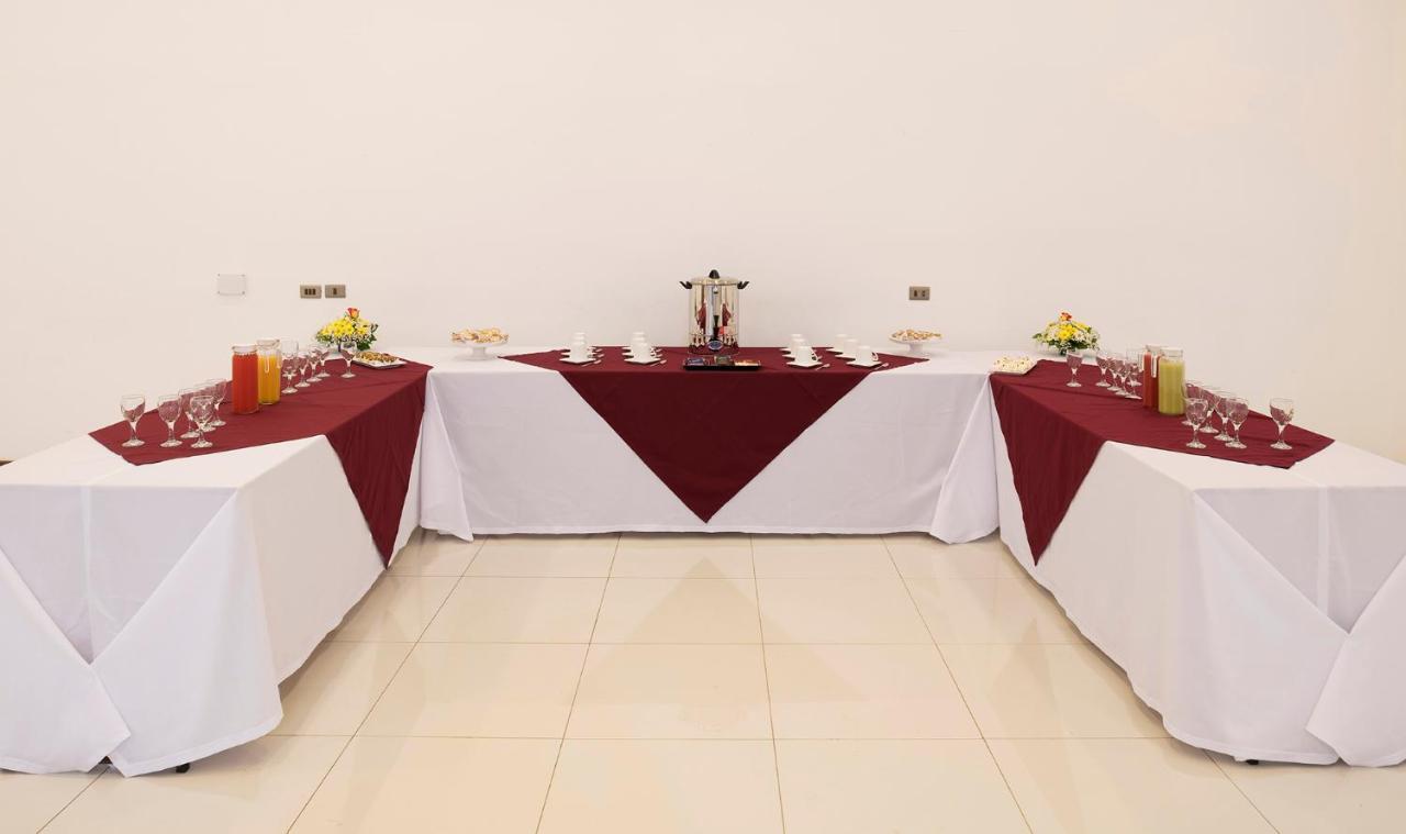 Hotel Samana Арика Екстериор снимка