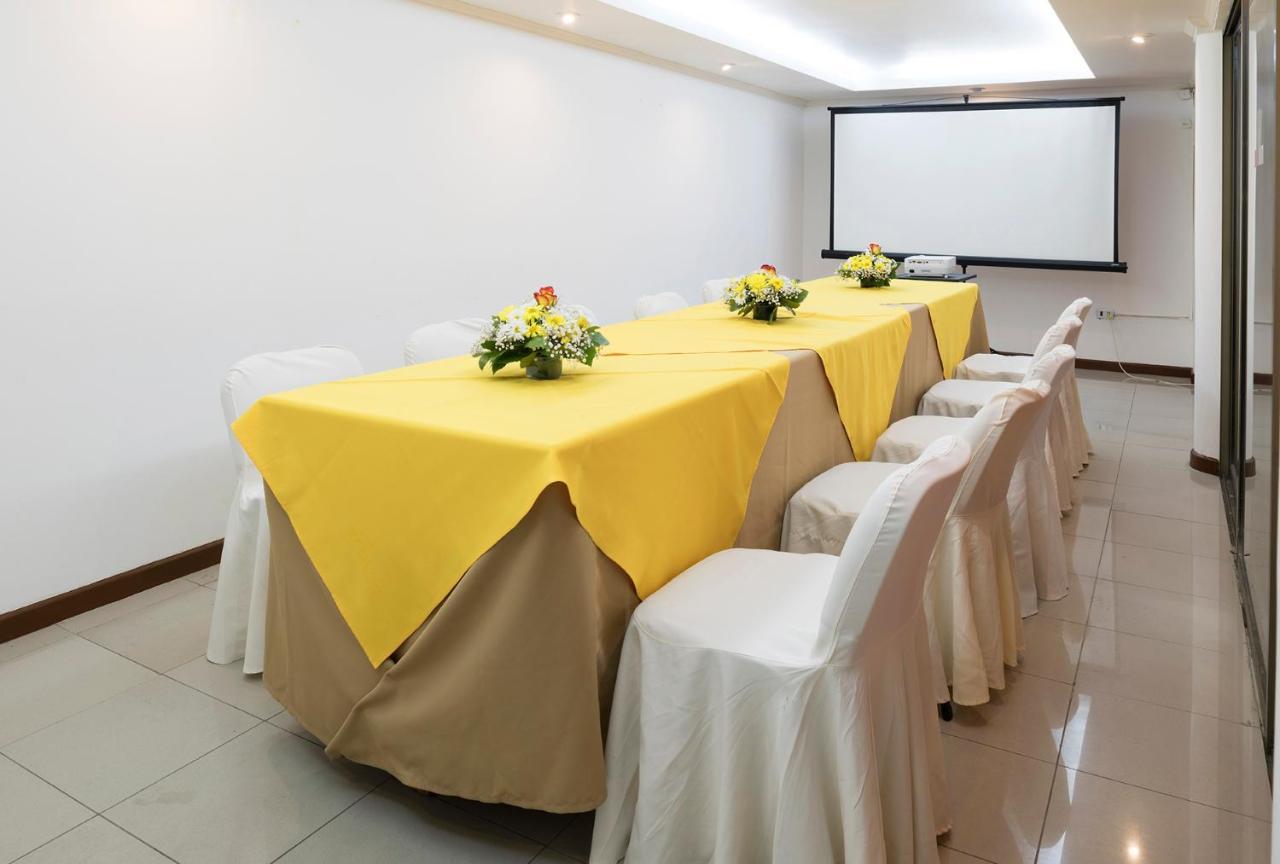 Hotel Samana Арика Екстериор снимка